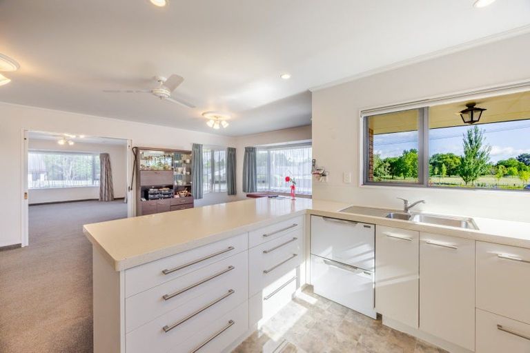 Photo of property in 54 Mount Herbert Road, Waipukurau, 4200