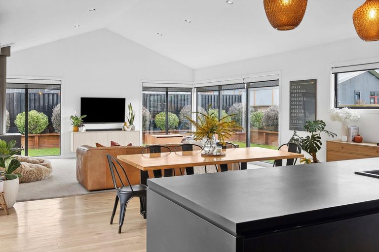 Photo of property in Luggate Park, 17 Cooper Crescent, Luggate, Cromwell, 9383