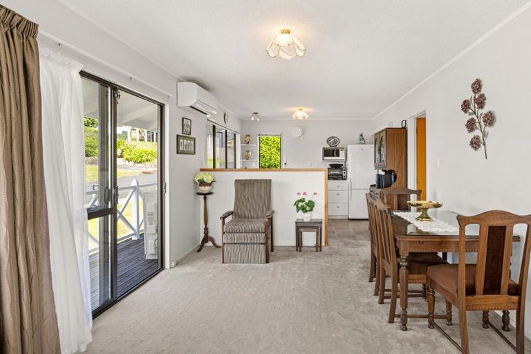 Photo of property in 51 Wallis Street, Raglan, 3225