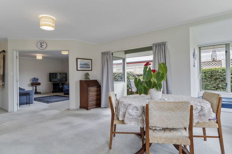 Photo of property in 15a Sinclair Street, Greerton, Tauranga, 3112