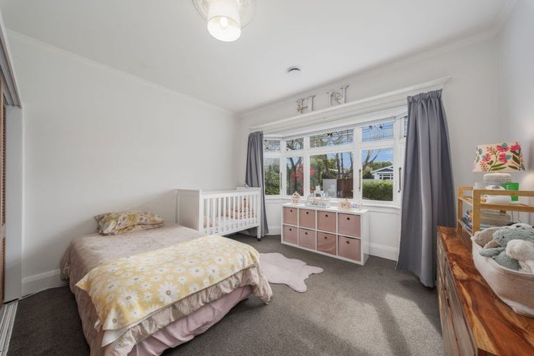 Photo of property in 17 Lionel Street, Avonside, Christchurch, 8061