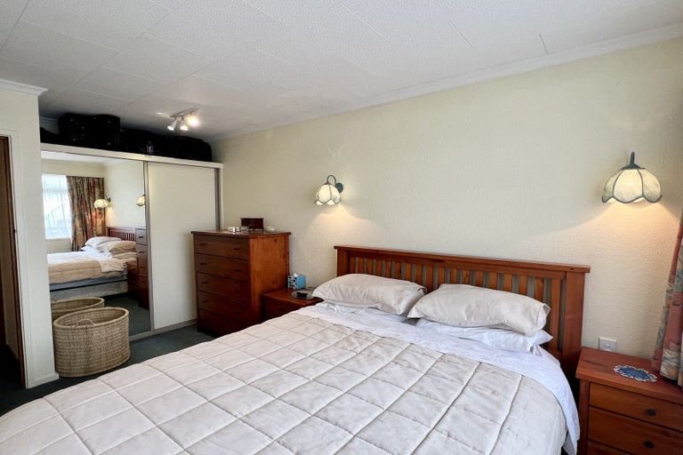 Photo of property in 57 Mcquarrie Street, Kingswell, Invercargill, 9812