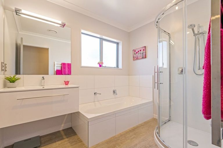 Photo of property in 5 Waka Tete Place, Waitarere, Levin, 5510