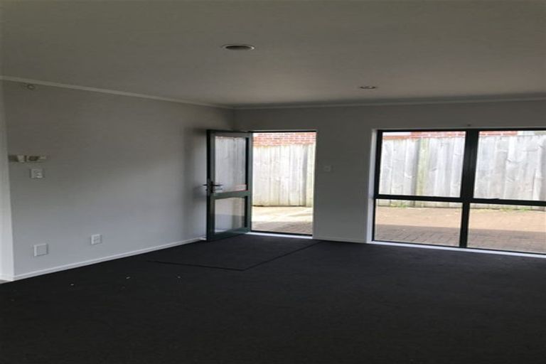 Photo of property in 24 Kirton Crescent, Manurewa, Auckland, 2102