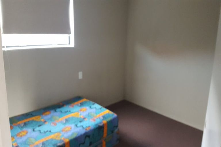 Photo of property in 6 Rhine Place, Weymouth, Auckland, 2103