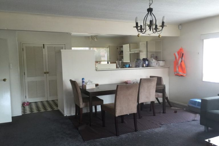 Photo of property in 87 Hillsborough Road, Hillsborough, Auckland, 1042