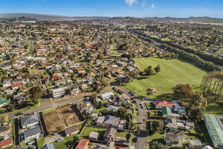Photo of property in 11 Imrie Avenue, Mangere, Auckland, 2022