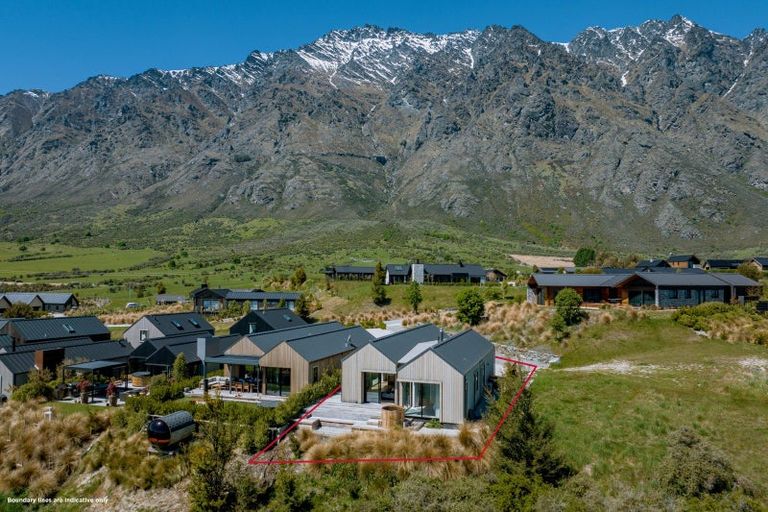 Photo of property in 11a Double Cone Road, Jacks Point, Queenstown, 9371