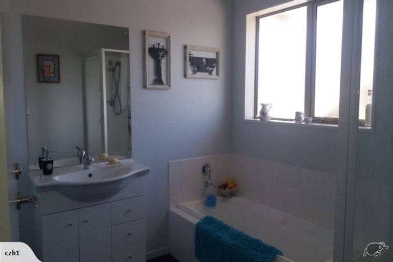 Photo of property in 5 Curnow Way, Rolleston, 7614