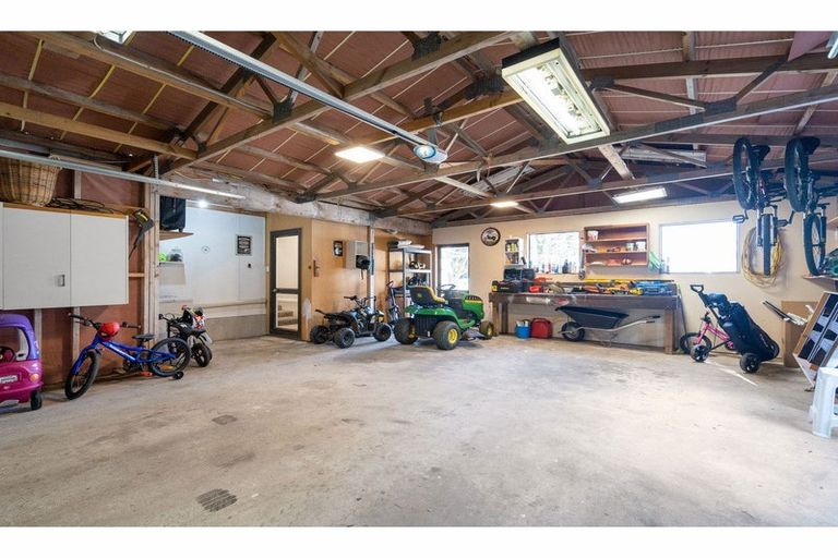 Photo of property in 89 Matua Road, Otatara, Invercargill, 9879