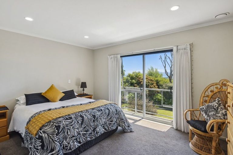 Photo of property in 27a Kotare Street, Waikanae, 5036