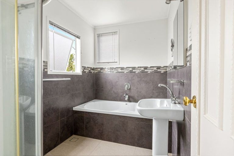 Photo of property in 20 Ariki Drive, Snells Beach, 0920