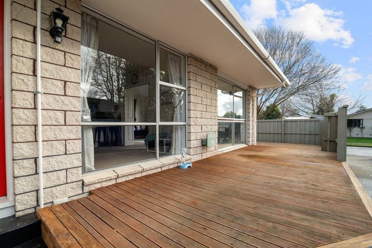 Photo of property in 28 Kimberley Street, Casebrook, Christchurch, 8051