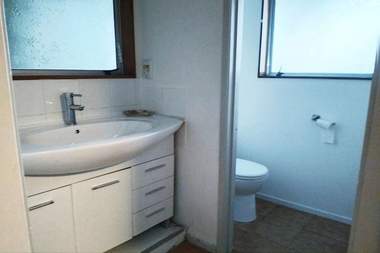 Photo of property in 334a Glenvar Road, Torbay, Auckland, 0630