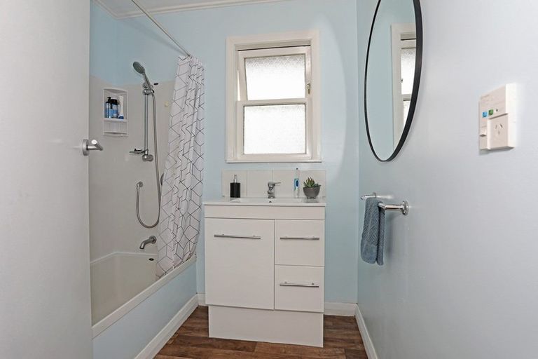 Photo of property in 8 Lambert Street, Marton, 4710