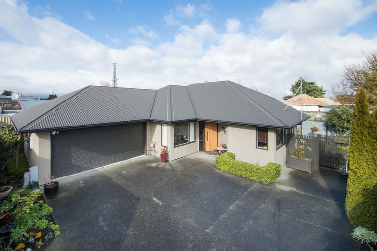 Photo of property in 19a Carlisle Street, Milson, Palmerston North, 4414