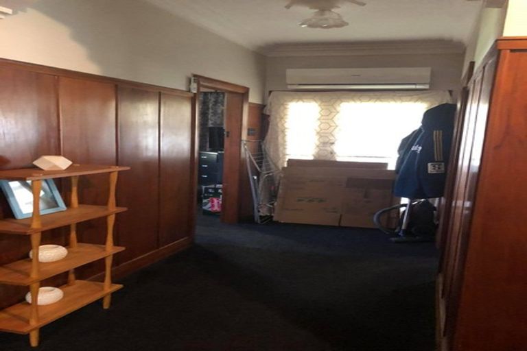 Photo of property in 43 Glen Road, Mornington, Dunedin, 9011