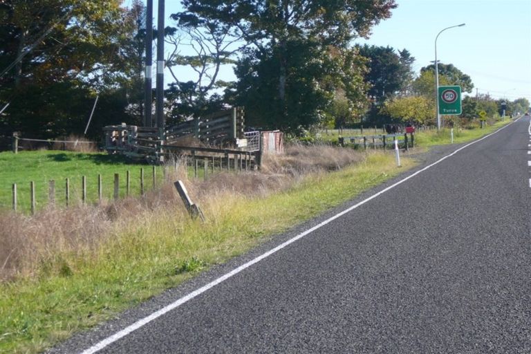 Photo of property in 560 Hauraki Road, Turua, 3574