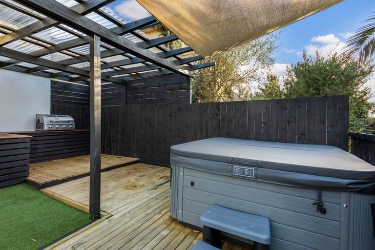 Photo of property in 2 Quarter Deck Lane, Gulf Harbour, Whangaparaoa, 0930