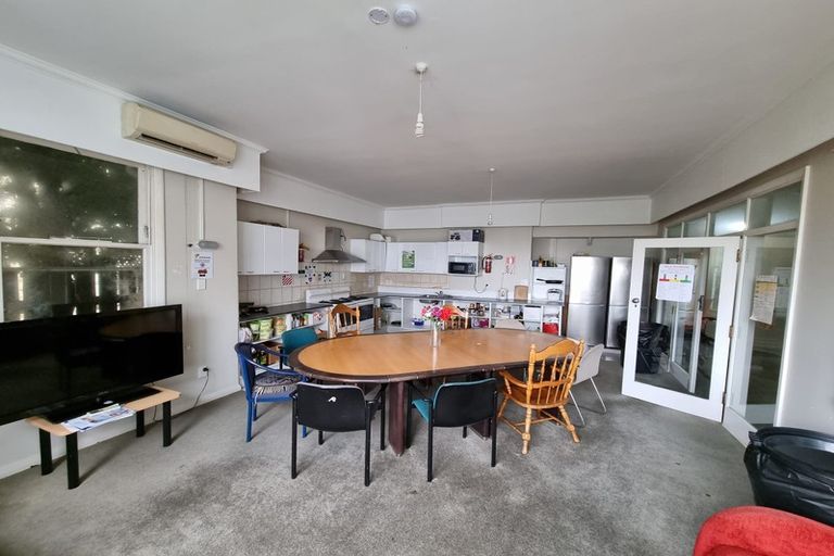 Photo of property in 1 Collina Terrace, Thorndon, Wellington, 6011