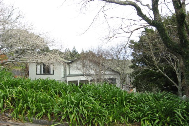 Photo of property in 18 Ridge Lane, New Plymouth, 4310