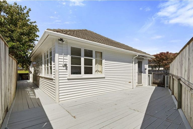 Photo of property in 18 Kipling Street, Johnsonville, Wellington, 6037