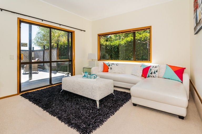 Photo of property in 2/56 Galaxy Drive, Mairangi Bay, Auckland, 0630