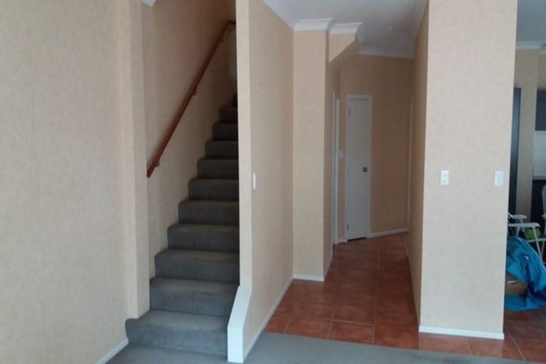 Photo of property in 62 Huntington Drive, Huntington Park, Auckland, 2013