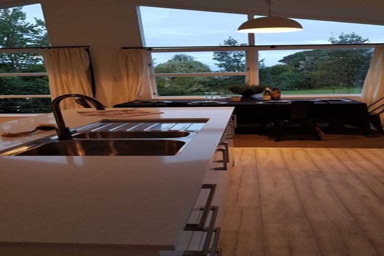 Photo of property in 138 Landing Road, Kerikeri, 0230