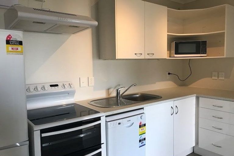 Photo of property in 235 The Terrace, Te Aro, Wellington, 6011