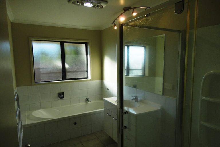 Photo of property in 18 Thomas Road, Flat Bush, Auckland, 2019