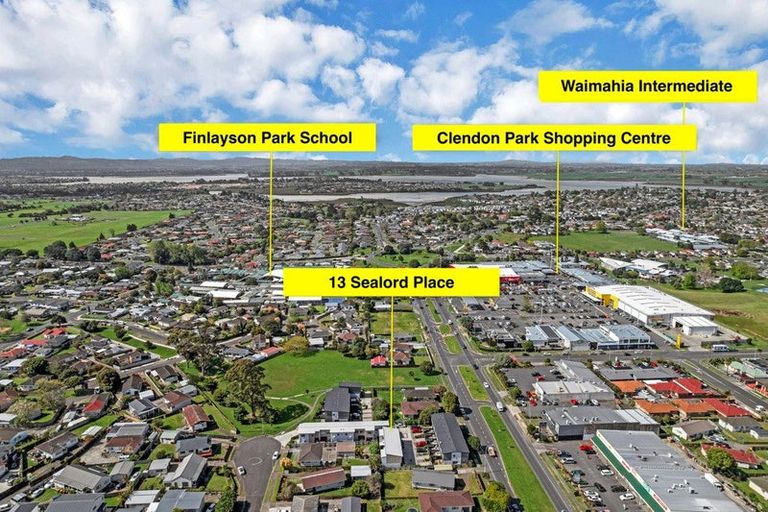 Photo of property in 13d Sealord Place, Clendon Park, Auckland, 2103