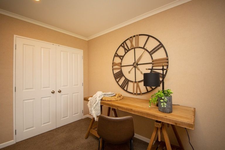 Photo of property in 7 Ursula Drive, Feilding, 4702