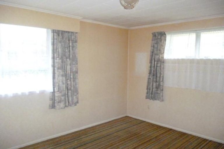 Photo of property in 2/170 Major Drive, Kelson, Lower Hutt, 5010