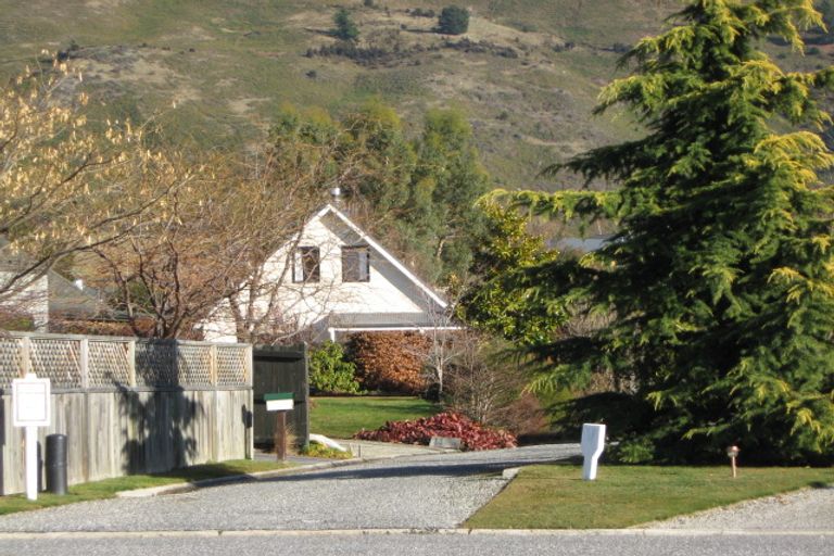 Photo of property in 8 Mill End, Wanaka, 9305