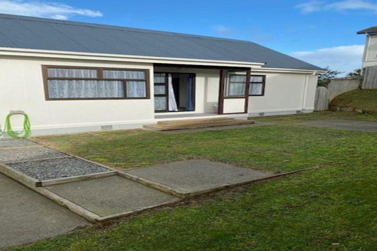 Photo of property in 214 Puriri Street, Castlecliff, Whanganui, 4501