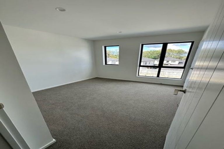 Photo of property in 6/26 Springvale Drive, Fairview Heights, Auckland, 0632