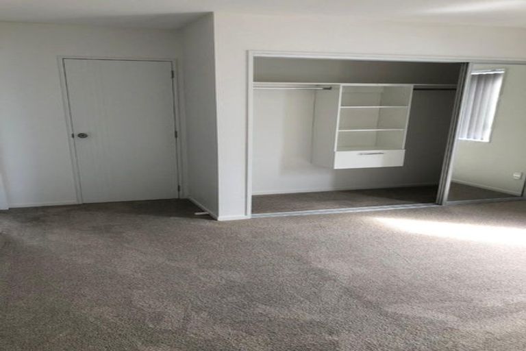 Photo of property in 466a Massey Road, Mangere East, Auckland, 2024