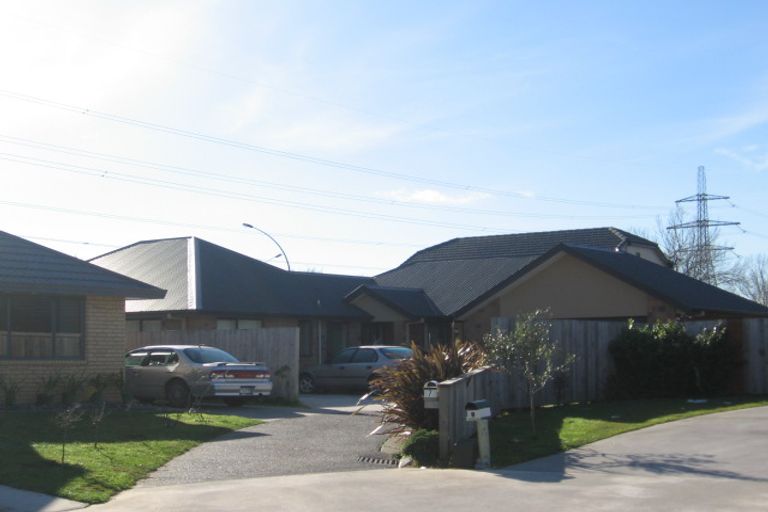 Photo of property in 7 Chancery Close, Hamilton East, Hamilton, 3216