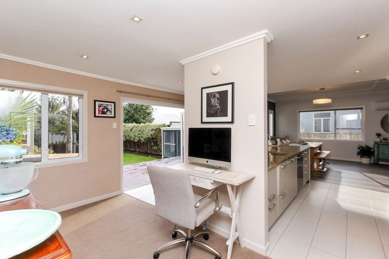 Photo of property in 28 Beach Street, Fitzroy, New Plymouth, 4312
