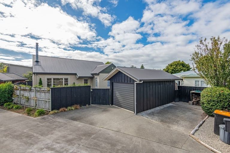 Photo of property in 8 Graham Place, West End, Palmerston North, 4410