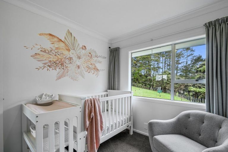 Photo of property in 90 Mcentee Road, Waitakere, Auckland, 0816