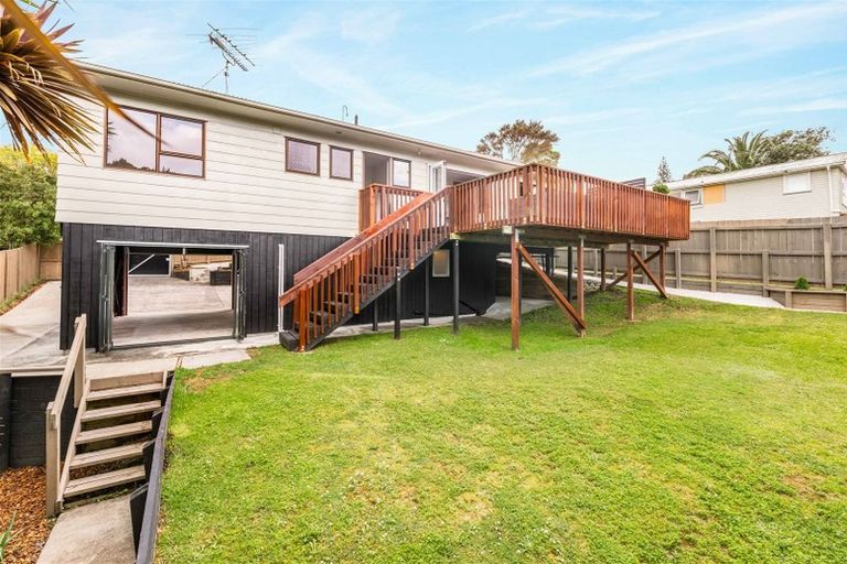 Photo of property in 2/14 Matama Road, Glen Eden, Auckland, 0602