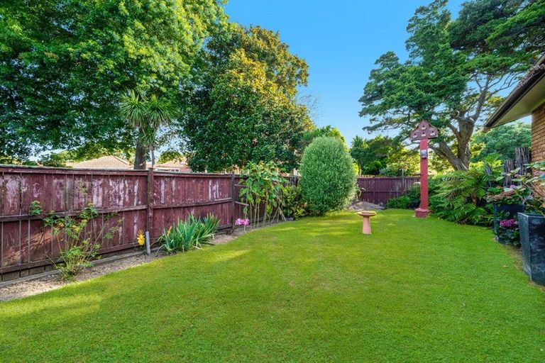 Photo of property in 90 Motatau Road, Papatoetoe, Auckland, 2025