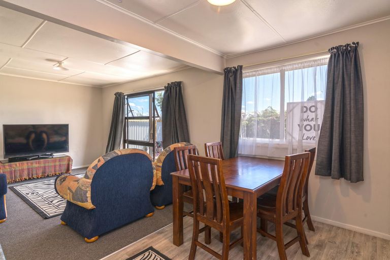 Photo of property in 14a Reeve Road, Owhata, Rotorua, 3010