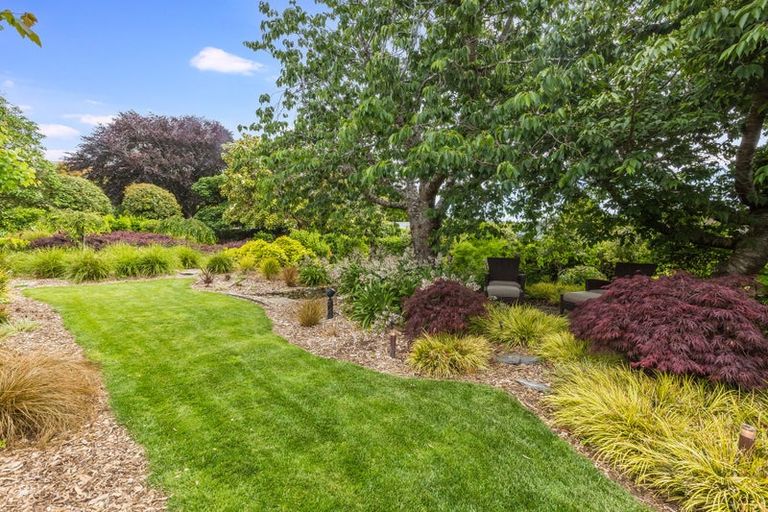 Photo of property in 10 Sunny Glen, Waikanae, 5036