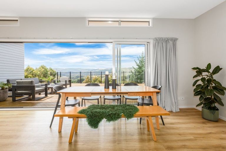 Photo of property in 136 Endeavour Drive, Whitby, Porirua, 5024