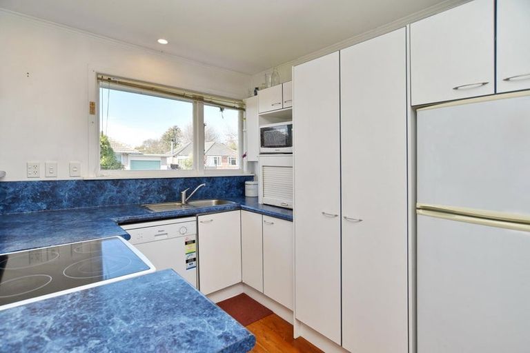 Photo of property in 9 Murdoch Street, Bryndwr, Christchurch, 8053
