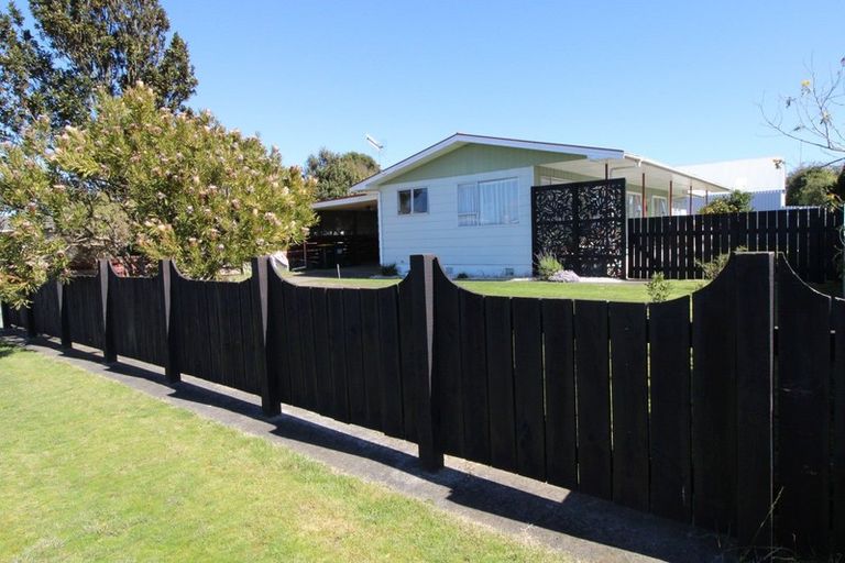 Photo of property in 36 Herrington Street, Foxton, 4814