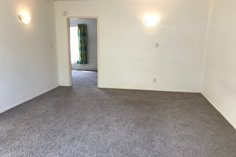 Photo of property in 24 Northgrove Avenue, Hillcrest, Auckland, 0627